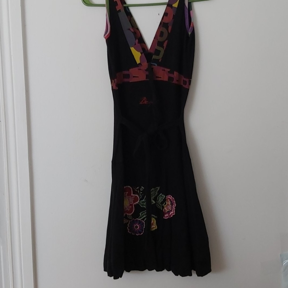 Dress - Picture 2 of 3